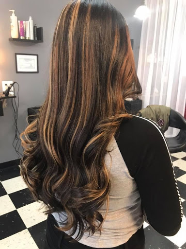 Beauty Salon «Liz Torres Beauty Salon», reviews and photos, 267 Stonecrossing Dr # D, Clarksville, TN 37042, USA