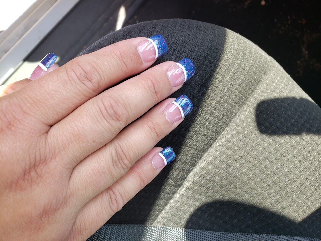 Oriental Nails 08215