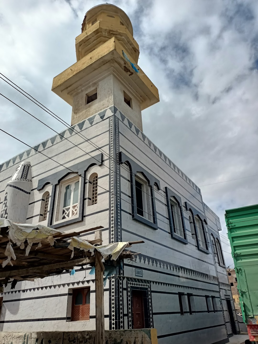 مسجد نور الإسلام بالدقاينة