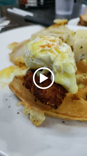 Broken Yolk Cafe