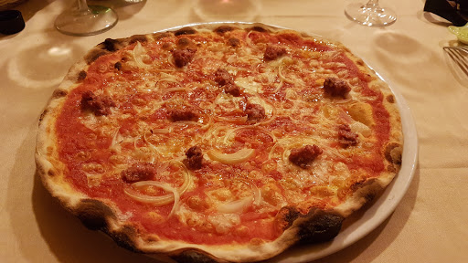 Ristorante Osteria Del Vecchio Olivo in Montecarlo, Provincia di Lucca