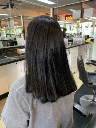 Beauty Salon «Snips For Beauty», reviews and photos, 6136 Rose Hill Dr, Alexandria, VA 22310, USA