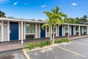 Travelodge by Wyndham Kissimmee/Orlando image