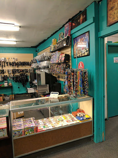 Video Game Store «Video Game World», reviews and photos, 105 S Old Statesville Rd, Huntersville, NC 28078, USA