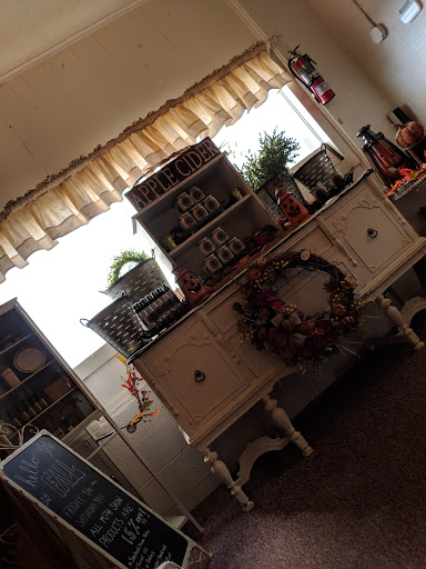 Home Goods Store «Monica Potter Home», reviews and photos, 12724 OH-88, Garrettsville, OH 44231, USA