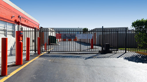 3080 W Pembroke Rd, Hallandale Beach, FL 33009, USA