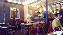 Atmosphère du Restaurant américain Coffee Club à Paris - n°12