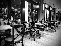 Atmosphère du Restaurant La Vinotek à Hendaye - n°2