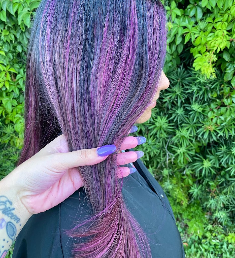 Blondies Beauty Salon 33308