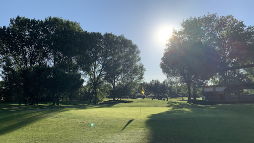 Golf Negralejo - Campo de golf y escuela para aprender a jugar al golf en Madrid