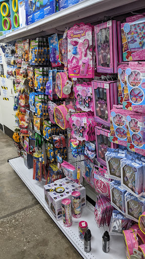 Thrift Store «Goodwill St Petersburg Store», reviews and photos