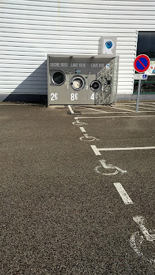 Laverie Revolution laundry à Rioz