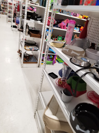 Thrift Store «Goodwill - Blaine: Ulysses Lane NE», reviews and photos