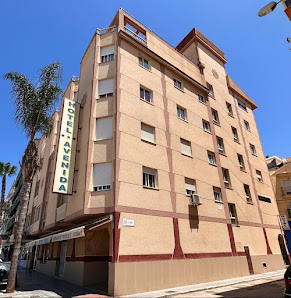 Hotel Avenida Av. Vivar Téllez, 85, 29700 Vélez-Málaga, Málaga, España