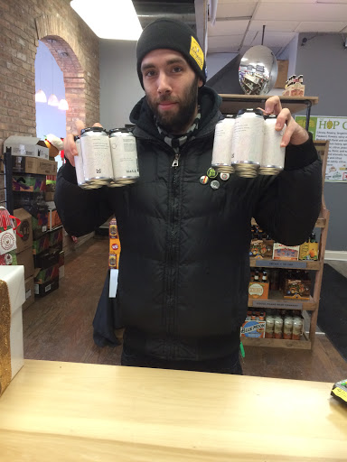 Liquor Store «The Craft Beer Store Libertyville», reviews and photos, 107 W Church St, Libertyville, IL 60048, USA