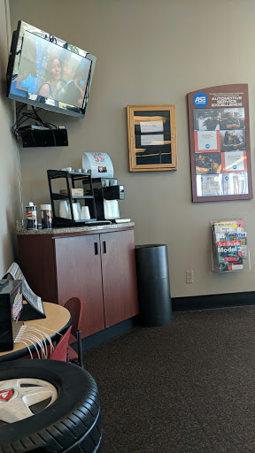 Tire Shop «Firestone Complete Auto Care», reviews and photos, 6725 Orchard Lake Rd, West Bloomfield Township, MI 48322, USA