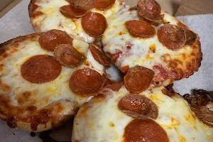 Capezzuto's Pizza image