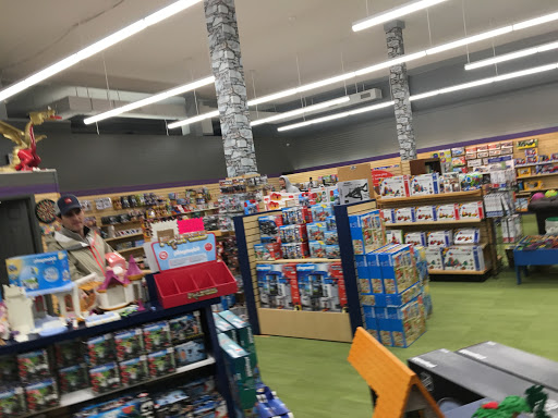 Toy Store «King Arthurs Court Toys», reviews and photos, 3040 Madison Rd, Cincinnati, OH 45209, USA