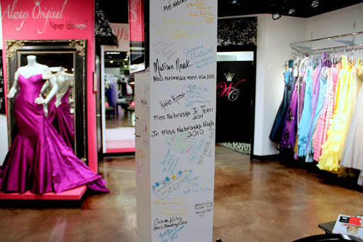 Formal Wear Store «Winning Crown Boutique», reviews and photos, 11046 Elm St, Omaha, NE 68144, USA