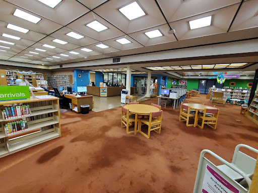 La Verne Library