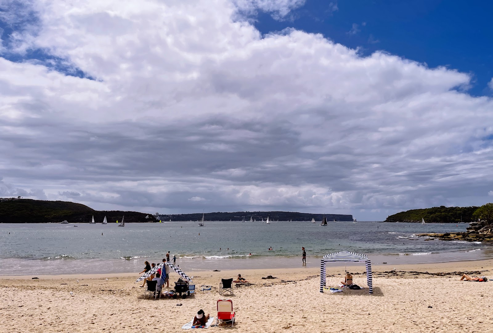 Photo de Edwards Beach et le règlement