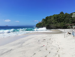 Foto von Bias Tugel Beach und die siedlung