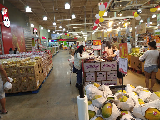 Supermarket «Seafood City Supermarket», reviews and photos, 5033 N Elston Ave, Chicago, IL 60630, USA