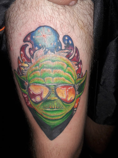 Tattoo Shop «Twisted Needle Tattoo», reviews and photos, 101 Azalea Ct, Spartanburg, SC 29301, USA