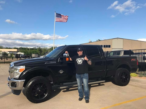 Used Car Dealer «Lone Star Car & Truck», reviews and photos, 1912 Old Denton Rd, Carrollton, TX 75006, USA