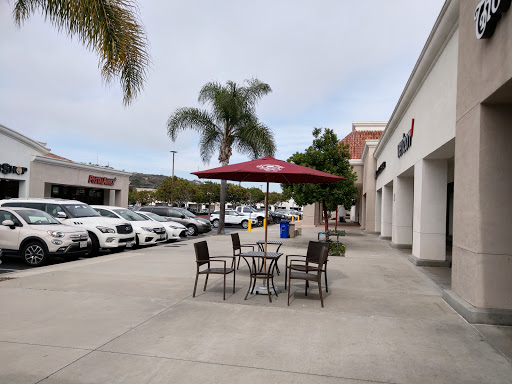 Shopping Mall «Del Mar Shopping Center», reviews and photos, 2707 Via De La Valle, Del Mar, CA 92014, USA