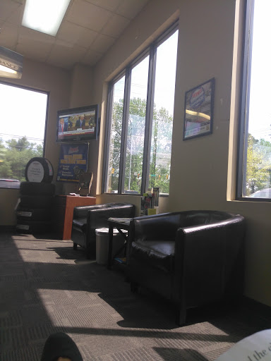 Tire Shop «Gateway Tire & Service Center», reviews and photos, 2590 S Church St, Murfreesboro, TN 37127, USA