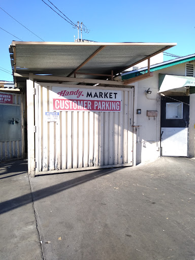 Grocery Store «Handy Market, Wine Store, Craft Beer Shop, Bottle Shop, Choice Meats», reviews and photos, 2514 W Magnolia Blvd, Burbank, CA 91505, USA