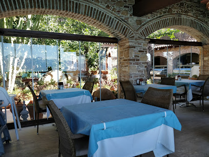 Mermerli Restaurant - Selçuk Mah Iskele Cad. Bathroom Sokak, Uzun Çarşı Sk. No:25, 07100, Türkiye