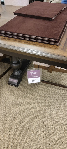 Furniture Store «Raymour & Flanigan Furniture and Mattress Store», reviews and photos, 3430 Erie Blvd E, Syracuse, NY 13214, USA