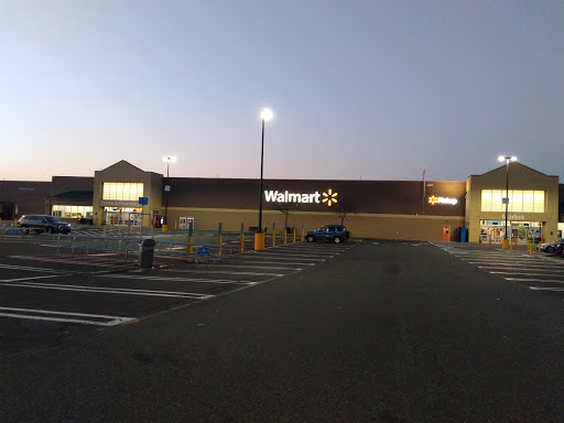 Department Store «Walmart Supercenter», reviews and photos, 620 Gravel Pike, East Greenville, PA 18041, USA