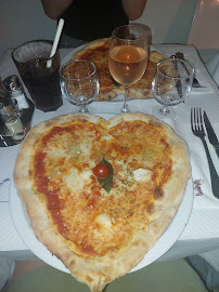 Pizza du Restaurant italien Gusto Italia Amélie à Paris - n°15