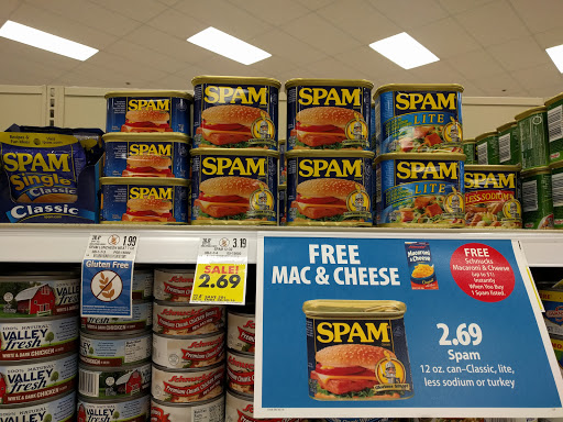 Grocery Store «Schnucks», reviews and photos, 200 N Vine St, Urbana, IL 61802, USA