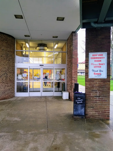Grocery Store «Save-A-Lot», reviews and photos, 111 Diamond St, Titusville, PA 16354, USA