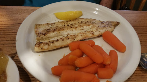 American Restaurant «Cracker Barrel Old Country Store», reviews and photos, 4680 Lenoir Ave, Jacksonville, FL 32216, USA