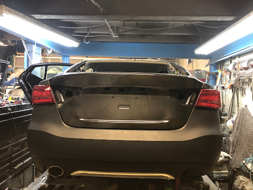 Auto Body Shop «G & G Custom Auto Body», reviews and photos, 113 Ferry St, Staten Island, NY 10302, USA