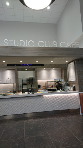 Studio Club Cafe