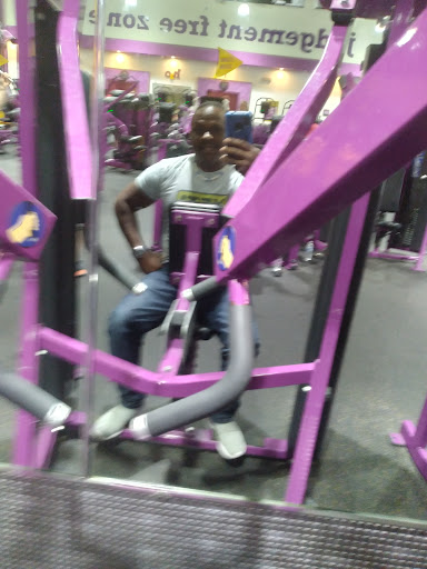 Planet Fitness image