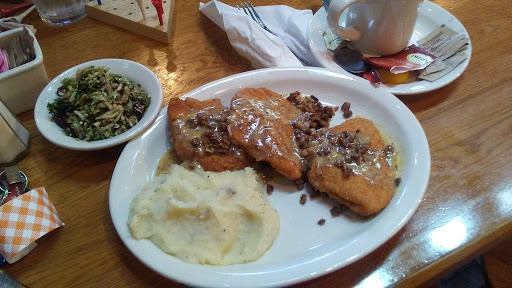 American Restaurant «Cracker Barrel Old Country Store», reviews and photos, 4435 S Laburnum Ave, Richmond, VA 23231, USA