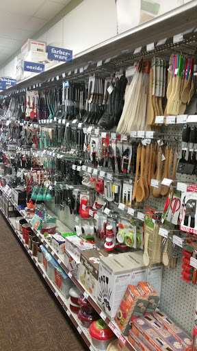 Outlet Mall «Tanger Outlet Westbrook», reviews and photos, 314 Flat Rock Pl, Westbrook, CT 06498, USA