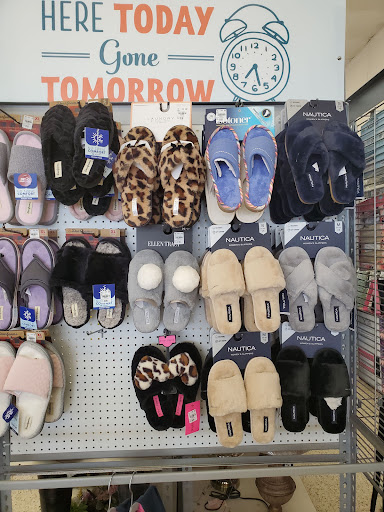 Home Goods Store «Tuesday Morning», reviews and photos, 1799 US-1, St Augustine, FL 32084, USA