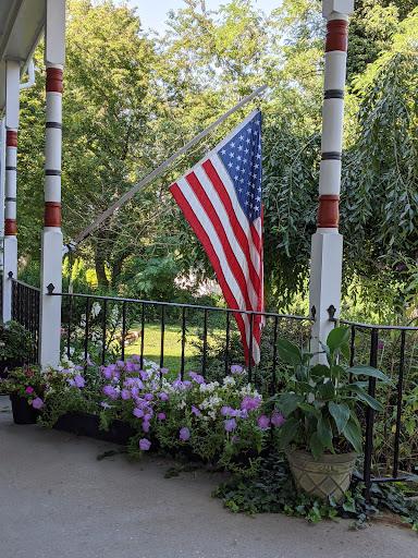 Florist «Guaranteed Plants & Florist», reviews and photos, 504 Locust Point Rd, Rumson, NJ 07760, USA