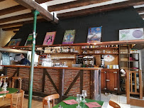 Atmosphère du Café et restaurant de grillades Restaurant le Guillotin à Bourges - n°5