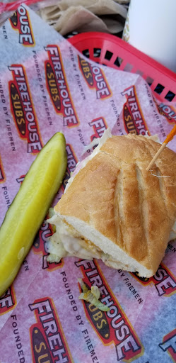Sandwich Shop «Firehouse Subs», reviews and photos, 2460 Edgewood Rd SW #200, Cedar Rapids, IA 52404, USA