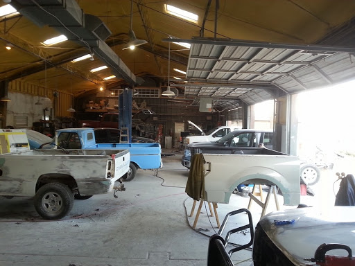 Auto Body Shop «Western Collision Center Body Shp», reviews and photos, 2327 Erskine St, Lubbock, TX 79415, USA