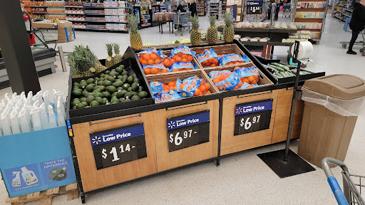 Department Store «Walmart Supercenter», reviews and photos, 300 Iowa Speedway Dr, Newton, IA 50208, USA